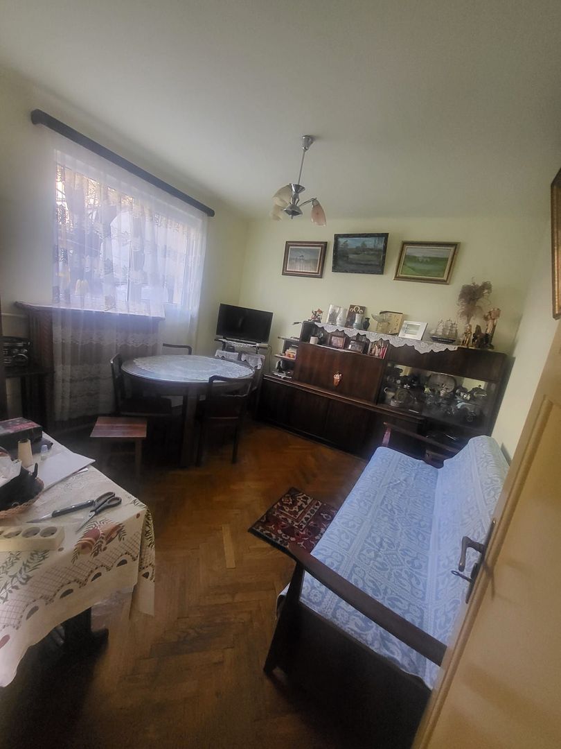 Vanzare Casa vintage 4 camere, curte proprie, centrala, garaj , Vatra Luminoasa - Poză 5