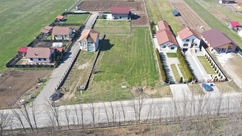 Teren intravilan de vânzare în Ciugud - Poză 2