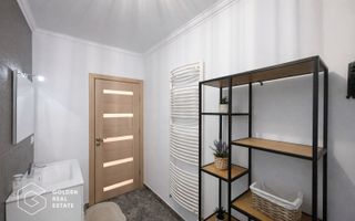 Apartament superb, BERMO, 2 camere, etaj 1, totul nou, centrala proprie, balcon - Poză 14
