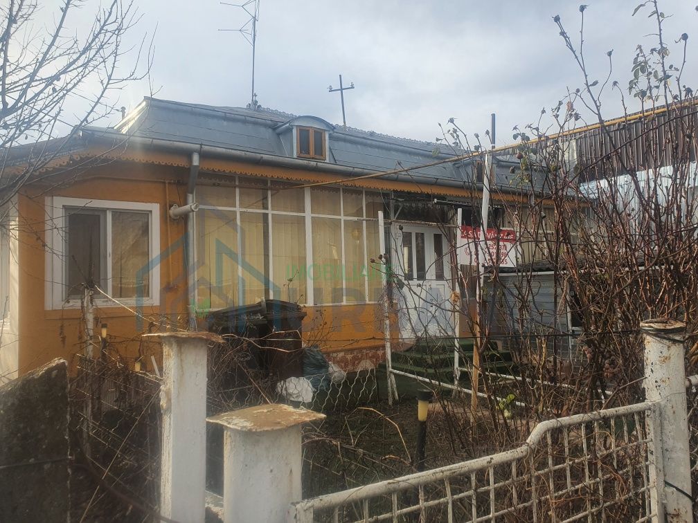 Vânzare casă tradițională, zona Copou, strada Șararie, Alexandru cel Bun - Poză 4