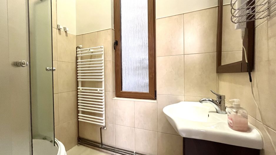 Apartament cu aer nobiliar,  clădire istorică,  zona Unirii - Medicina - Poză 16