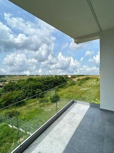 Duplex cu 4 camere, Borhanci, vedere spectaculoasă, locație exclusivistă. - Poză 3