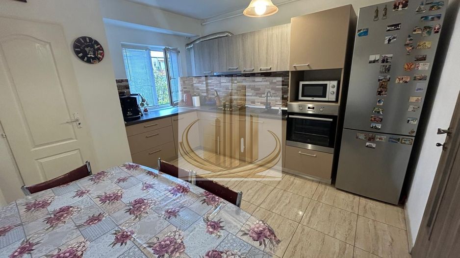 Apartament 5 camere 100mp Zona Padurea Verde - Poză 2