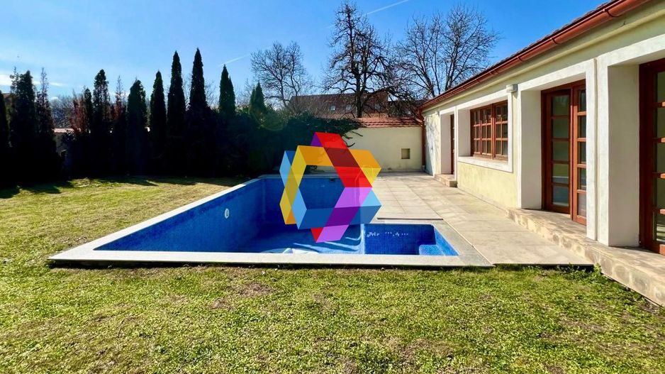 Casa in Cristian - 582 mp - Poză 1