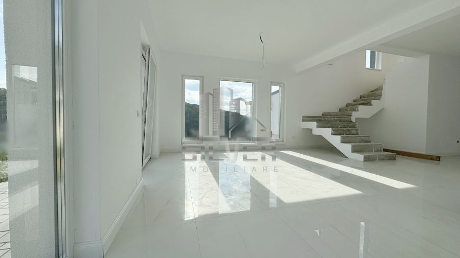 Casa individuala recent finisata cu teren de 425! - Poză 5