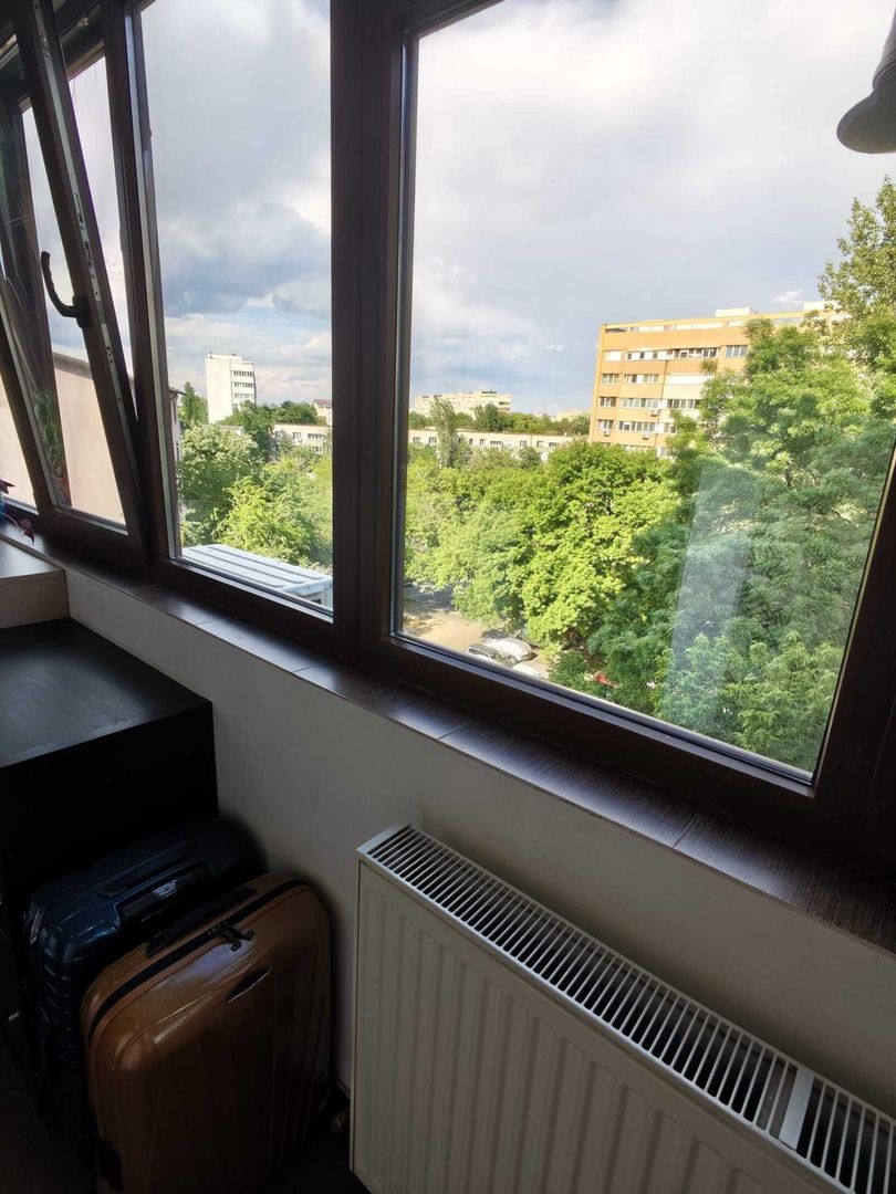 Apartament 3 camere de vânzare  Piata Gorjului-centrala proprie - Poză 8