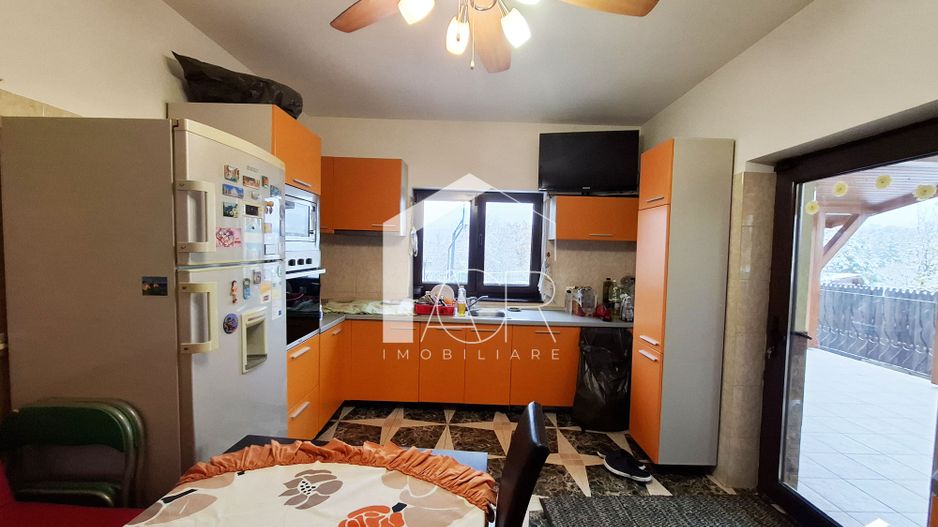 Vila cu 4 camere, Gageni - Poză 8