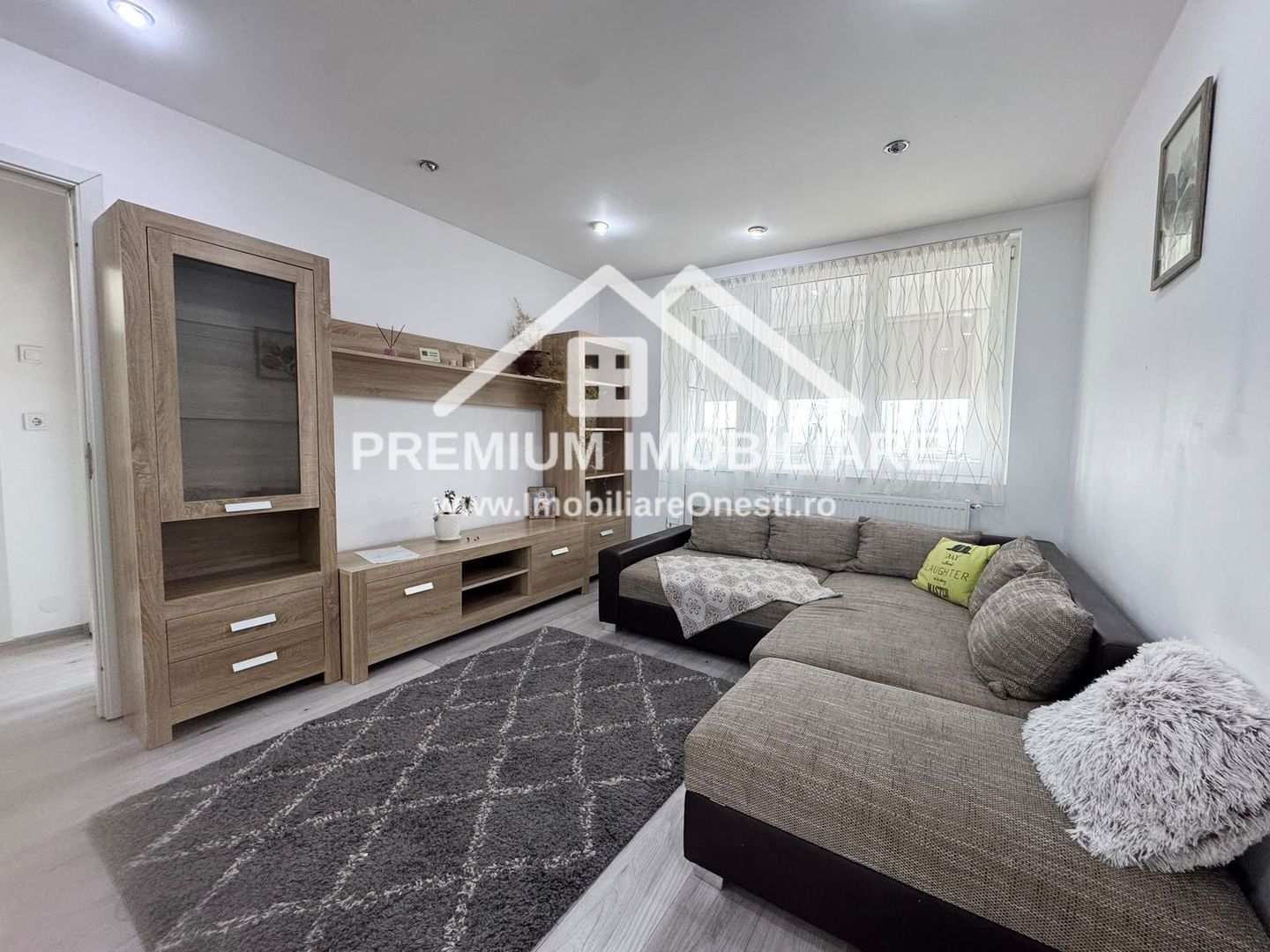 Apartament 2 camere de vânzare – Zona de Sus - Poză 2