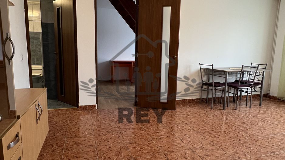 Apartament 3 camere nedecomandat ,bucătărie separată, Stefan cel Mare - Poză 11