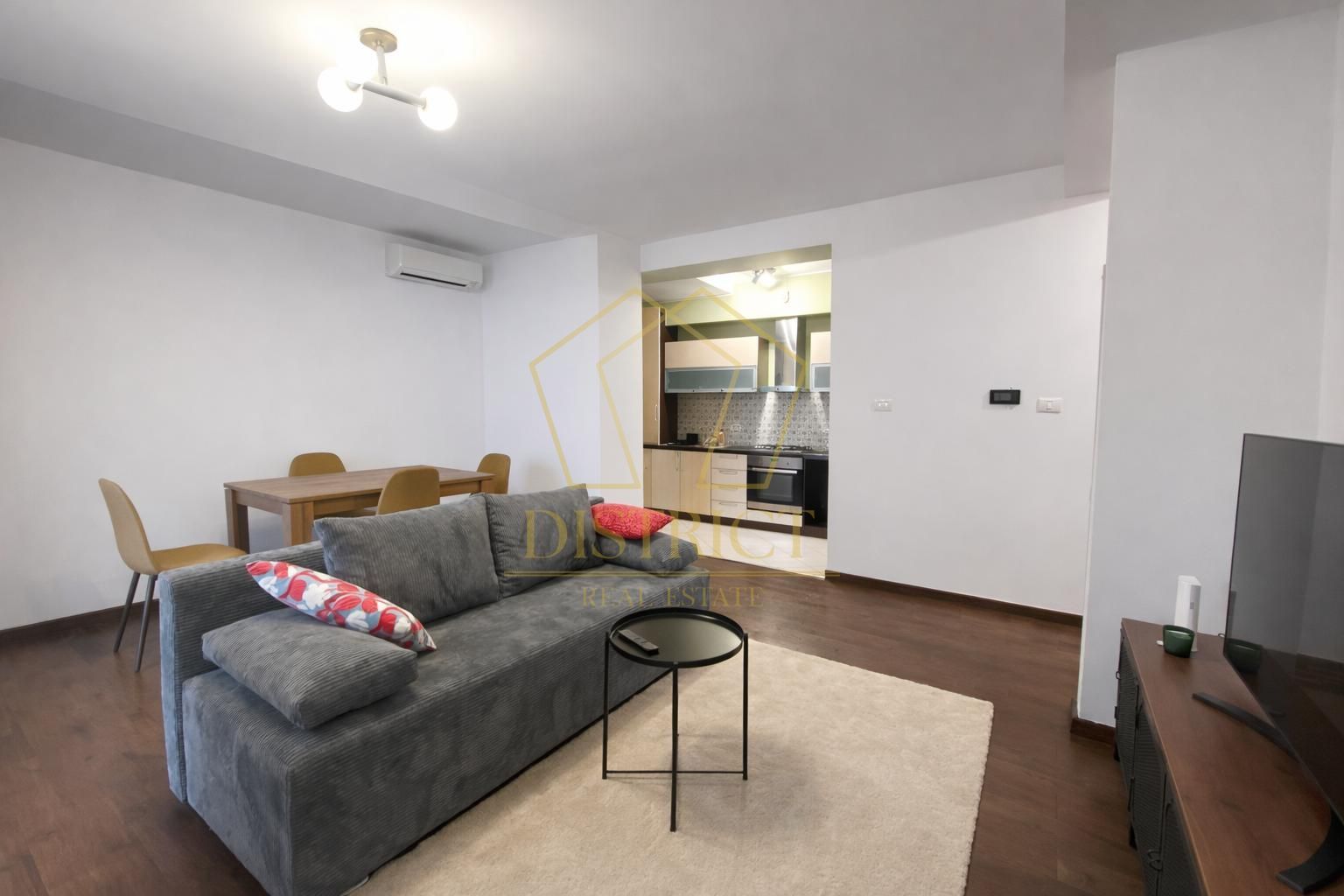 Apartament spatios cu 2 camere | Brancoveanu - Poză 1