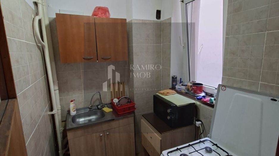 Apartament 2 camere decomandat | Titan – Bd. 1 Decembrie 1918 - Poză 3