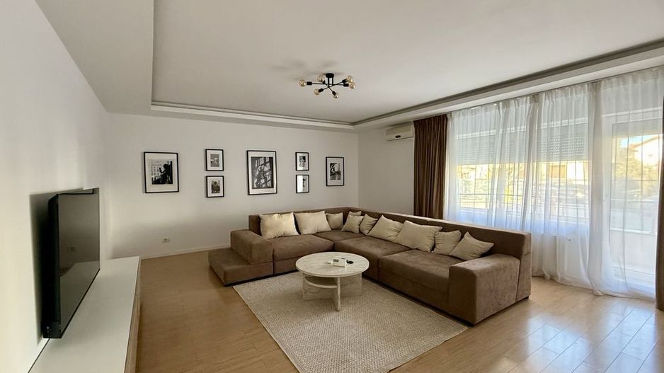 Inchiriez apartament spatios | 3 camere | Pipera-OMV - Poză 1