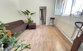 Casă la curte comuna în zona Balcescu - Poză 7