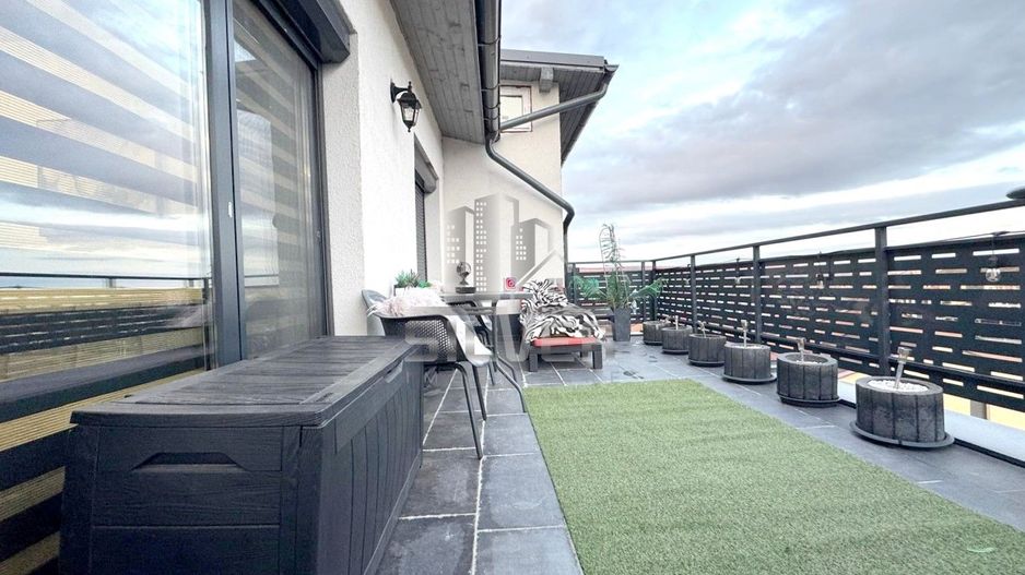 Apartament cu 2 camere+terasa de 23.6 mp/zona străzii Eroilor. - Poză 1