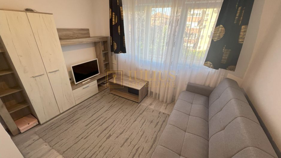 Garsoniera in zona UMT, amenajata modern. - Poză 1