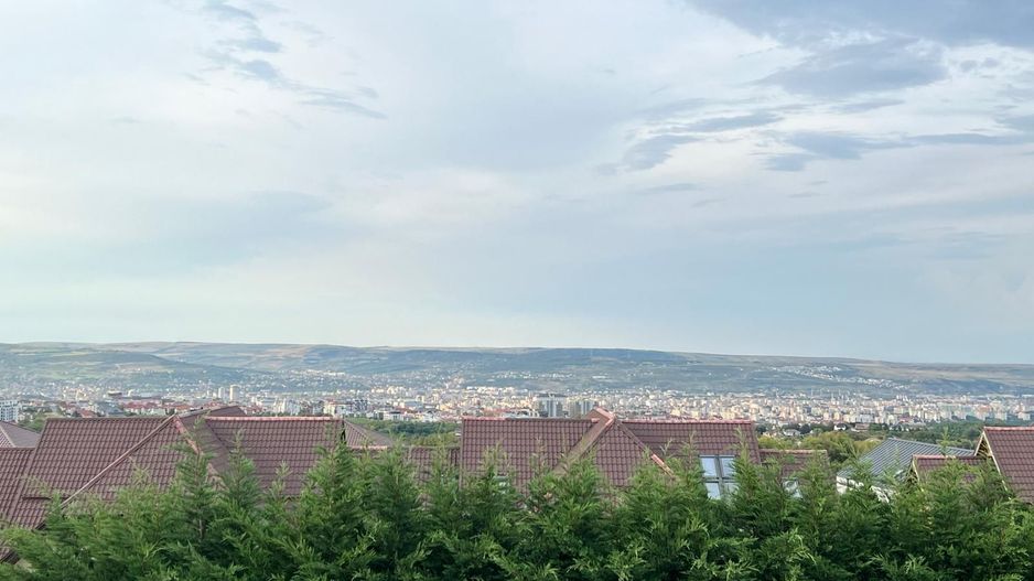 Casa cu 7 camere | 3 balcoane | Garaj | 220 mp + 80 mp curte | Cartier Panorama - Poză 40