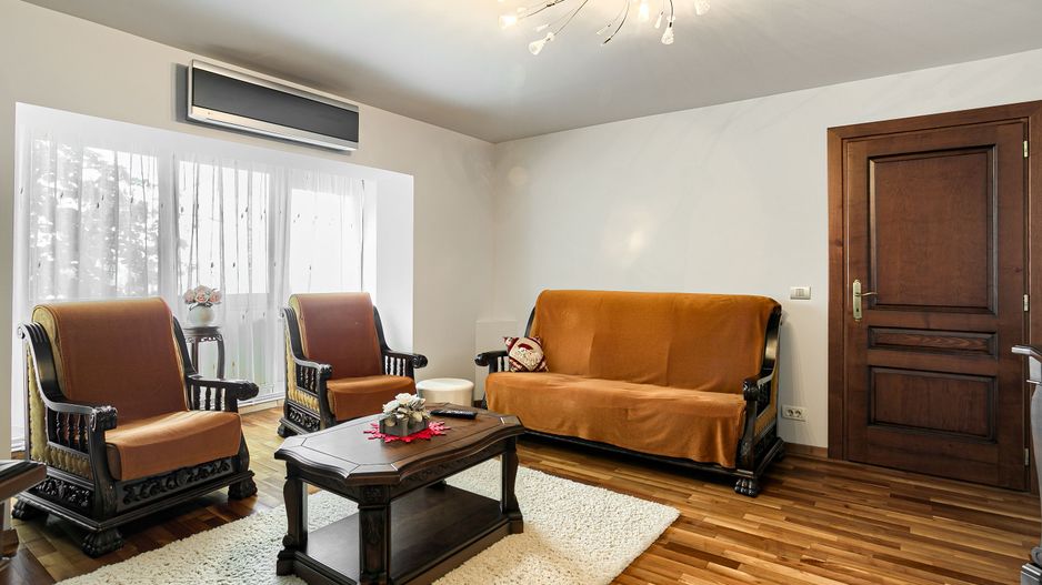 Apartament clasic cu 2 camere in Micalaca - Poză 3