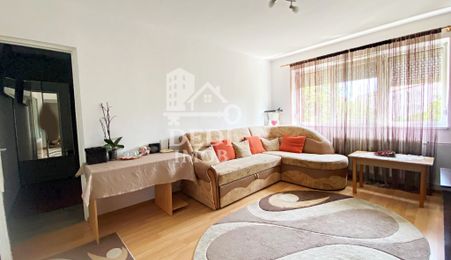 Apartament 3 camere de vânzare in zona Rogerius, Oradea