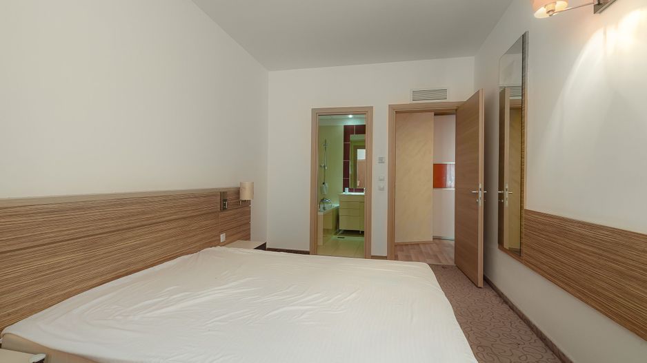 Inchiriere 3 camere Rin Grand Residence, 84 mp, comision 0% - Poză 15