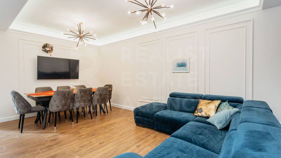 Vânzare apartament, 4 camere, strada Zamfir Arbore, Centru - Poză 1