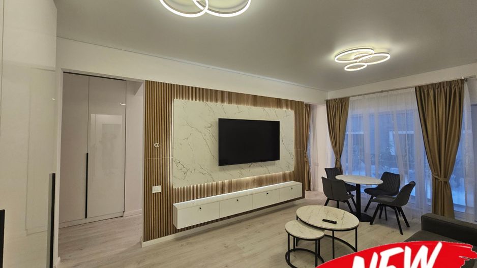 PRIMA INCHIRIERE Apart 2 cam cu terasa 12 mp si loc de pacare AMBIANCE - Poză 1