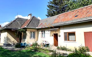Casa 3 camere, teren 3625 mp, toate utilitatile, Sacele, Brasov - Poză 1