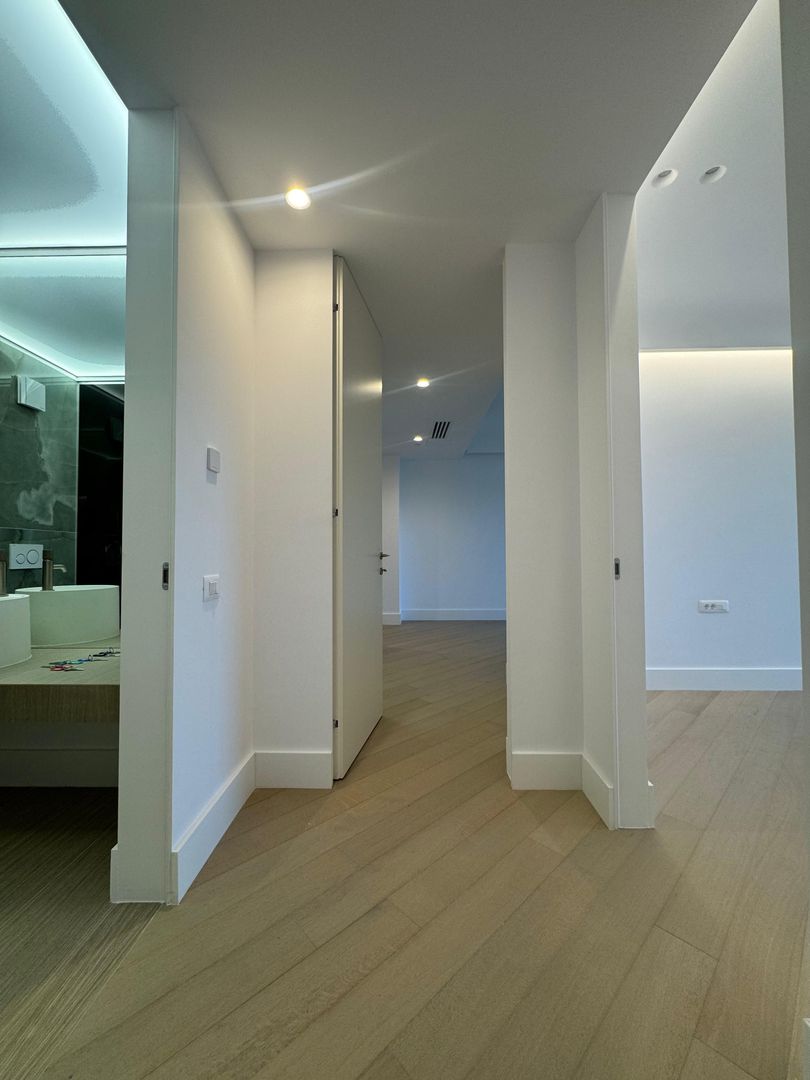 3 CAMERE || CORTINA 126 || EROUIANCU NICOLAE - Poză 7