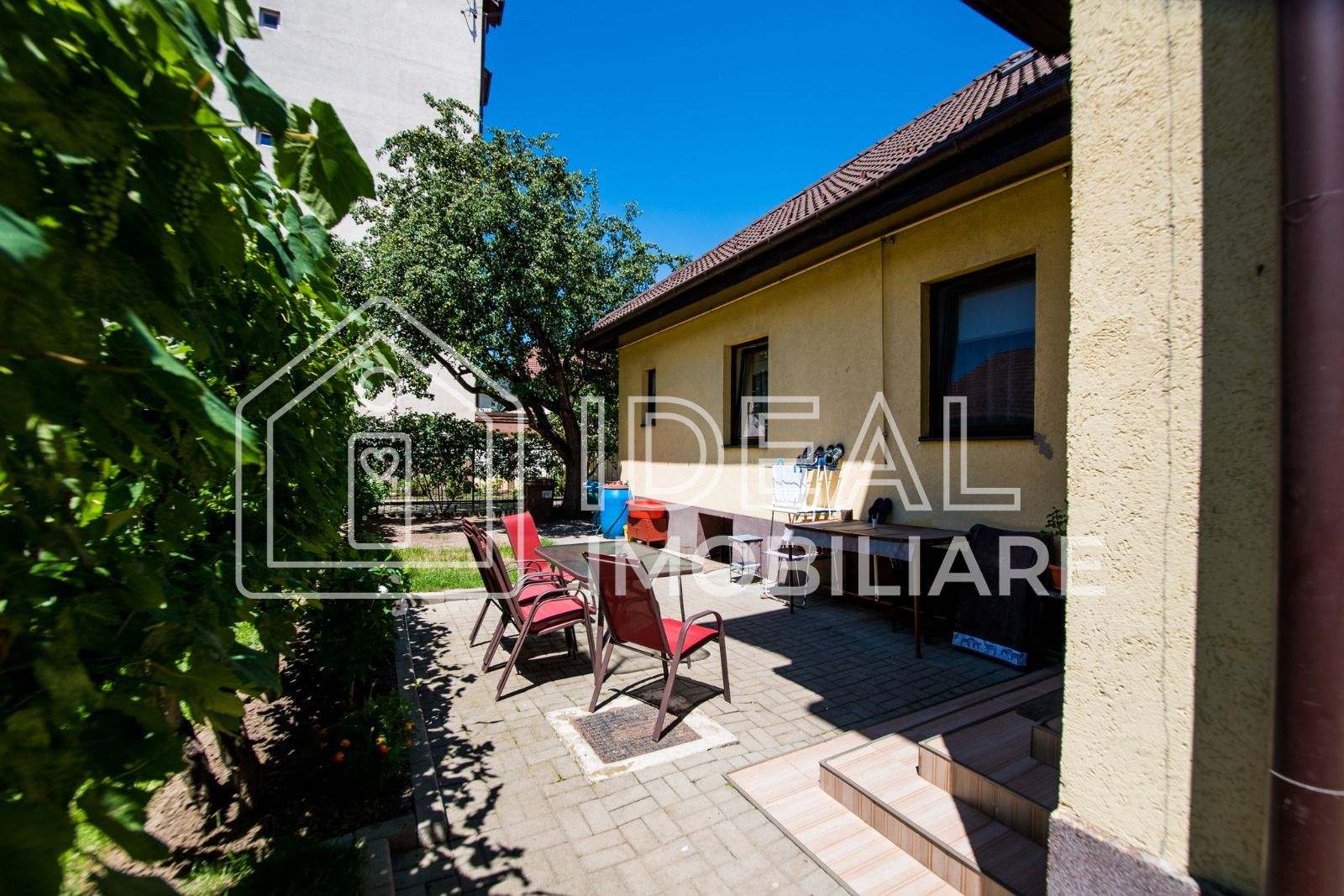 Casa Individuala cu 8 camere si 430 mp de curte, zona Calea Poplacii - Poză 3