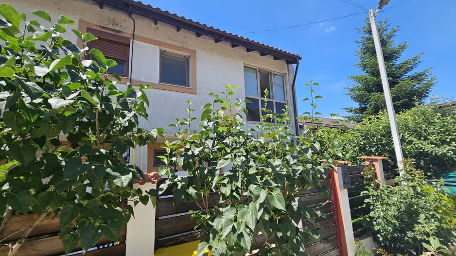 Vilă 3 camere de vânzare – Comuna Berceni, la 10 minute de București - Poză 14