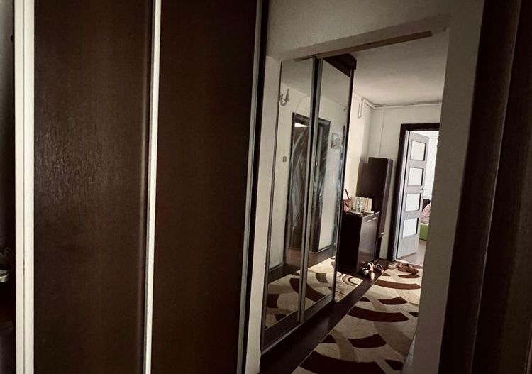 Apartament 2 camere Decebal, centrala proprie, parcare inclusa - Poză 6
