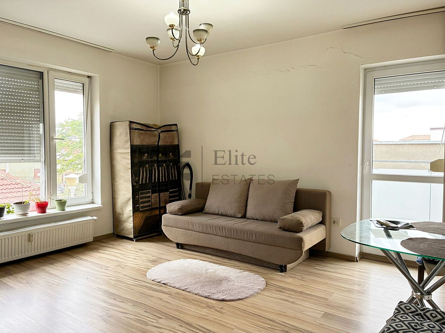 Apartament cu 2 camere in Prima Rogerius - Poză 1