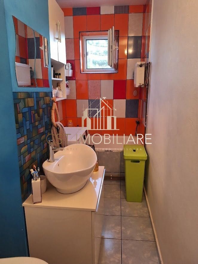 Aparatement 4 camere , Judetean - Poză 7