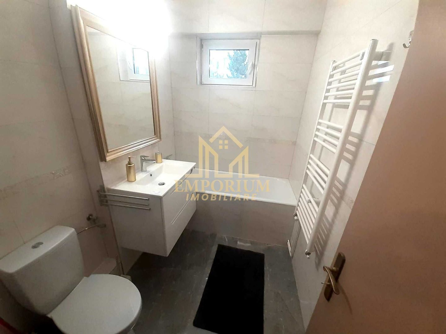 3 camere, decomandate, Parcare, Andrei Muresanu, zona Parcului Engels - Poză 6