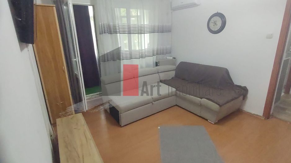 Vânzare apartament 2 camere Nițu Vasile - Poză 1
