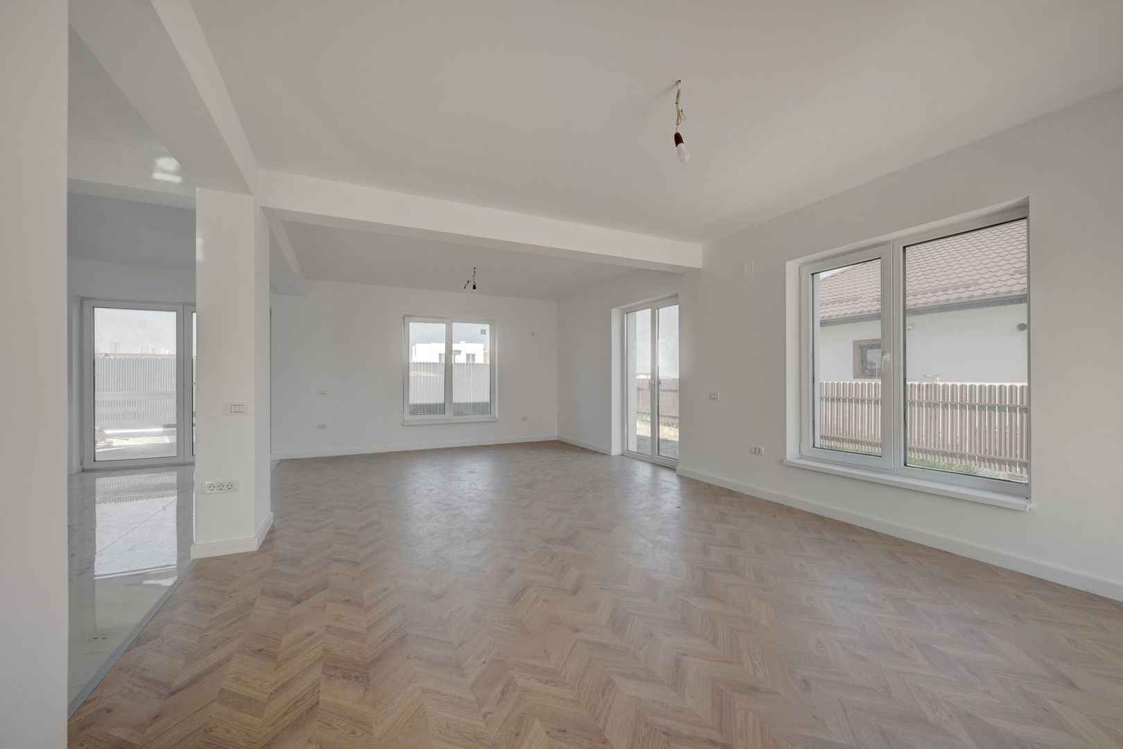 Vila Individuala superba  Finalizata  Fundeni Dobroesti Lot 304 mp - Poză 2