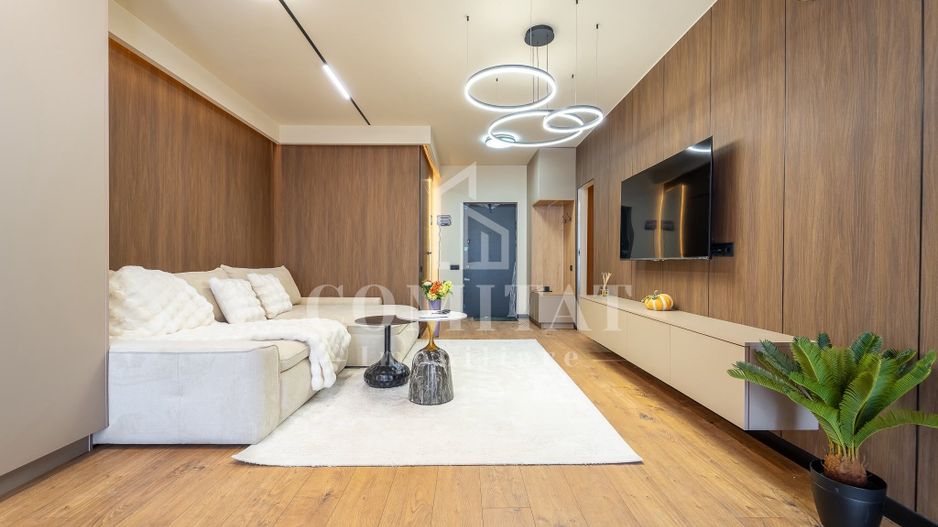 Apartament ultrafinisat | Etaj intermediar | Zona Str Tineretului - Poză 1