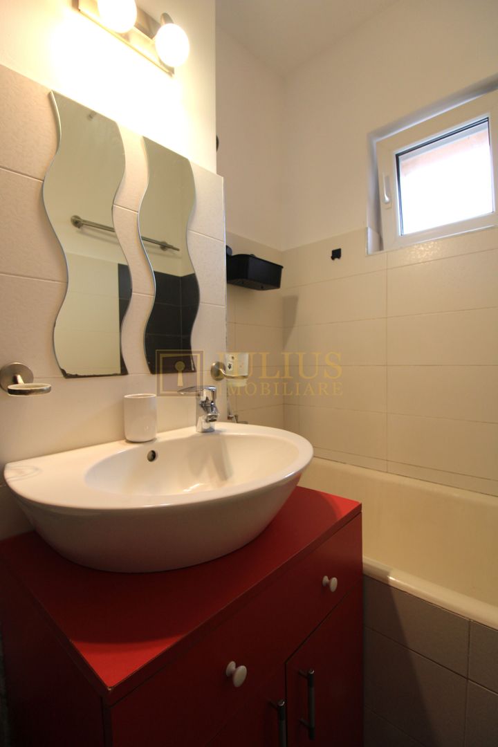 Pet-friendly, 2 camere, centala proprie. - Poză 10