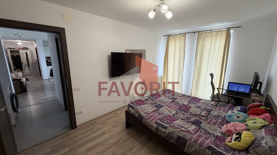 Spatios. Mobilat si utilat. Pozitie excelenta. - Poză 8