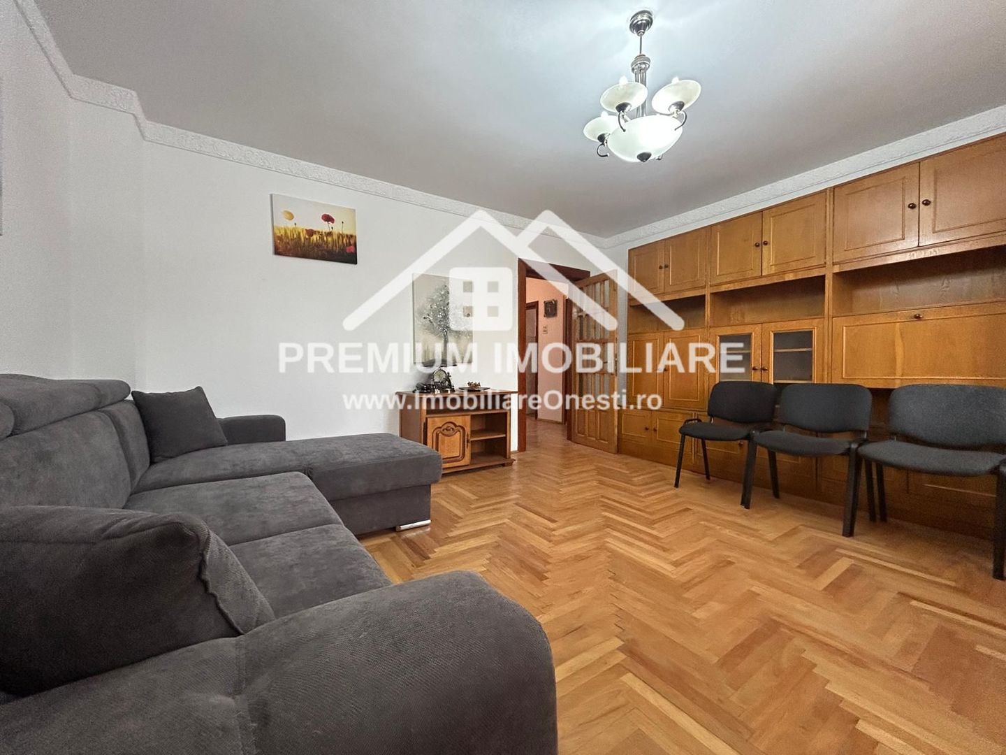 Apartament 3 camere de vânzare – Zona Mal, ideal pentru familie - Poză 1