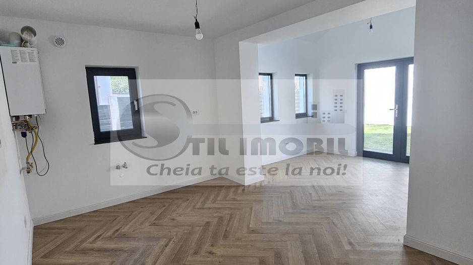 Cartier Copou-duplex cu priveliște spectaculoasă – 4 camere, 340 mp - Poză 10