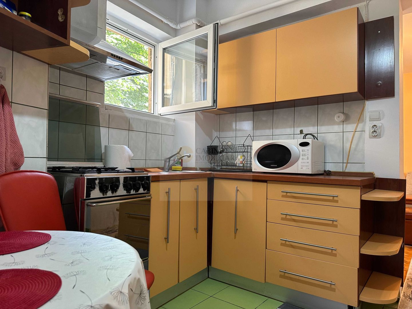 2 camere | Piata Romana - A.S.E | Etaj 1/8 - Poză 7