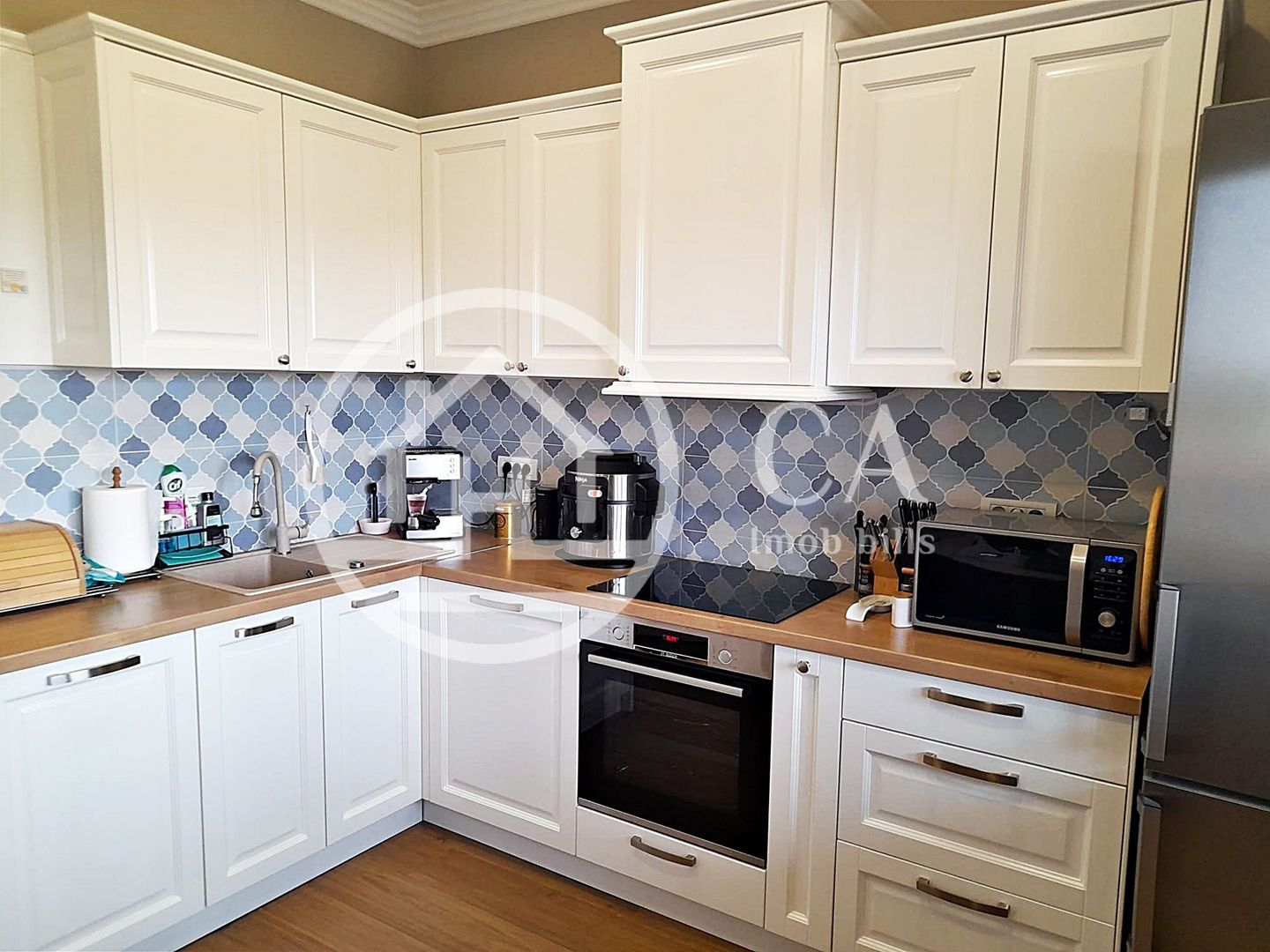 Casă de vânzare cu 5 camere în zona de Dealuri, Oradea - Poză 5