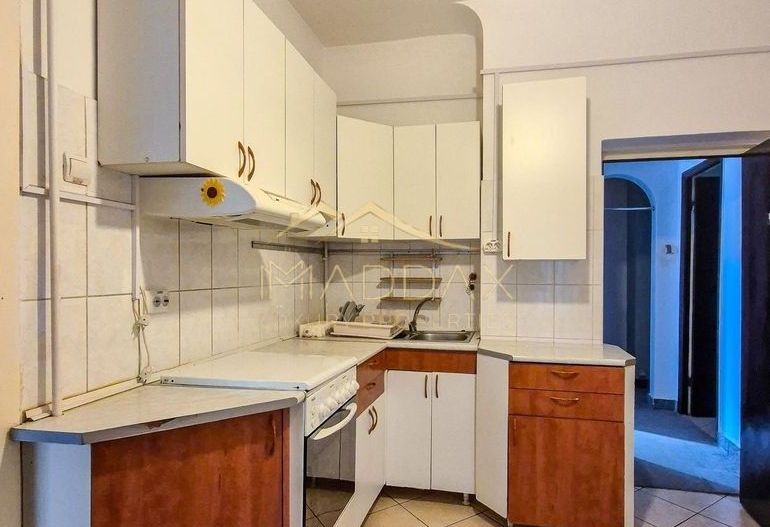 Apartament parter Piața Romană | 5 camere | Curte | 8 Locuri de Parcare - Poză 28