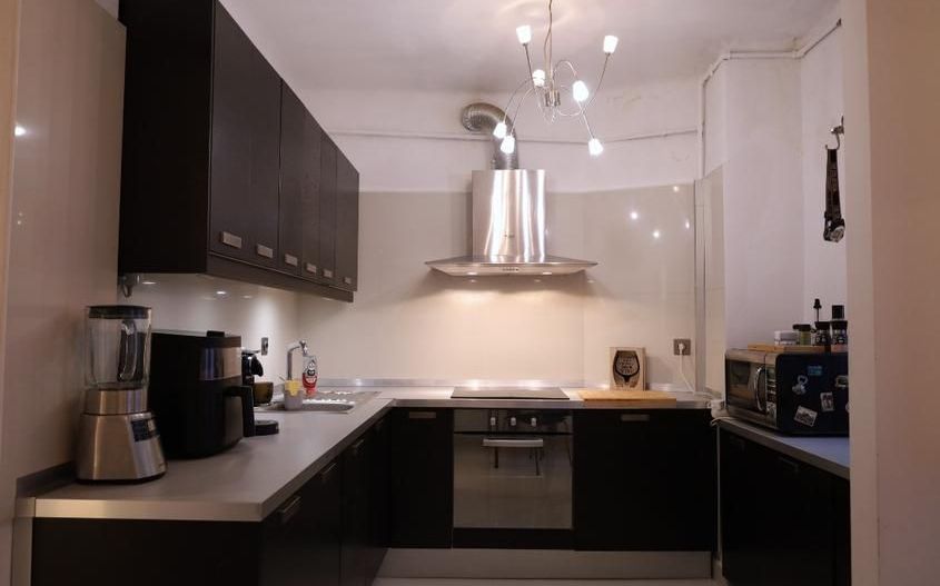 Apartament 3 camere 94 mp, Ultracentral, centrala proprie, bloc fără risc - Poză 16