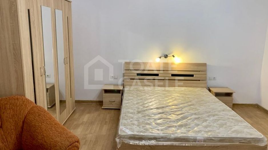 Apartament cu 2 camere decomandat, zona P- ta M. VITEAZUL - Poză 2