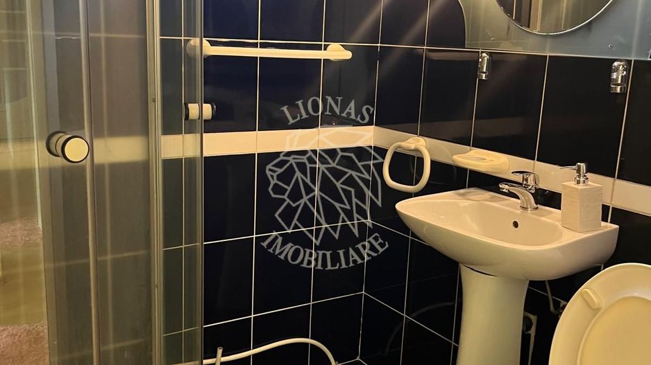 Apartament 4 camere 132 mp-balcon-ideal locuire-Calea Moldovei - Poză 10