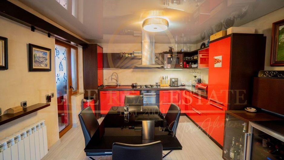 Inel II -Dezrobirii -  Vanzare apartament cu 4 camere - Poză 9