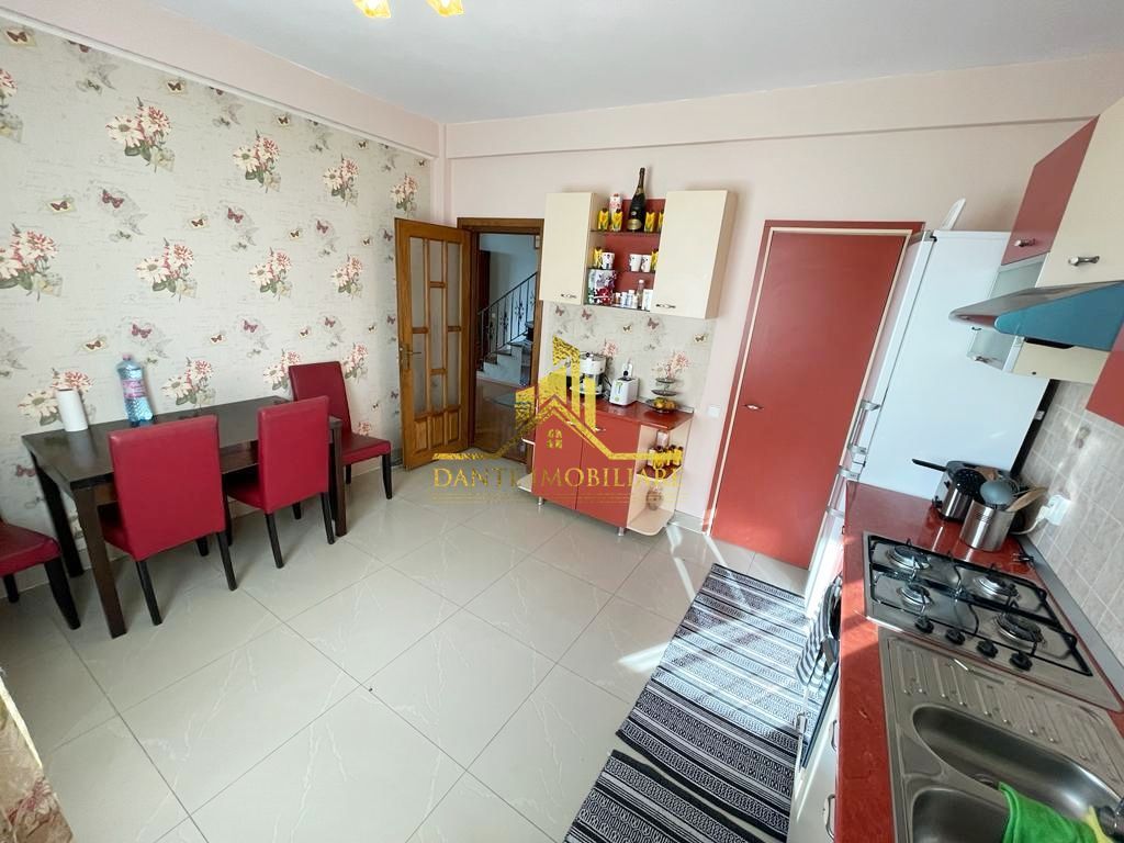 Duplex, 4 camere, modern, garaj, curte, balcon, zona Someseni - Poză 15