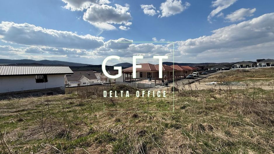 Teren Intravilan 6 ari Drumul Sigmirului - Cu Proiect de casa - Poză 2