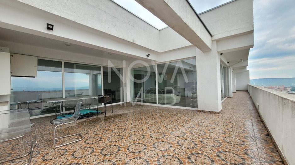 PENTHOUSE DE LUX CU TERASĂ PANORAMICĂ ȘI PRIVELIȘTE SPRE MUNȚII FĂGĂRAȘ - Poză 7